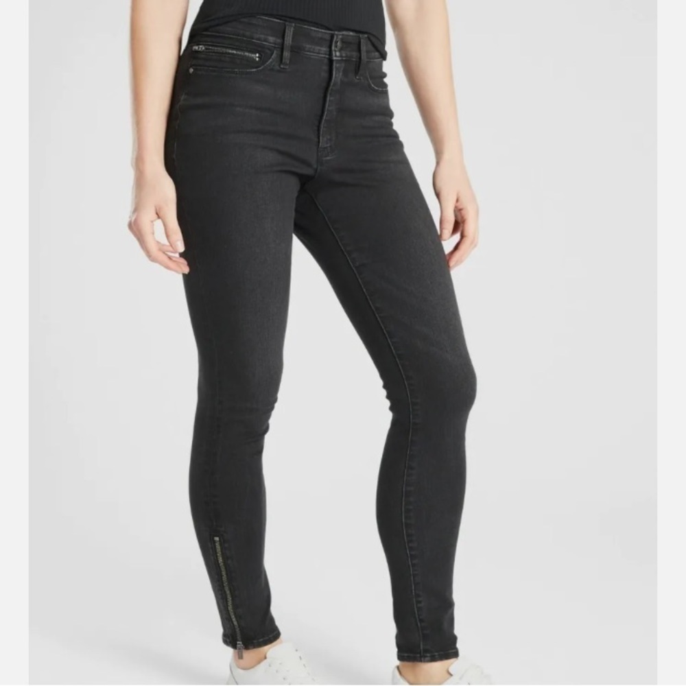 Athleta Sculptek Ultra Skinny Zip Jeans Carbon Wash Size 2 I